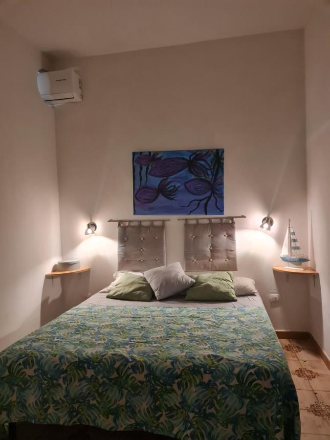Вилла Piccola Residenza Marina Сант-Исидоро Экстерьер фото